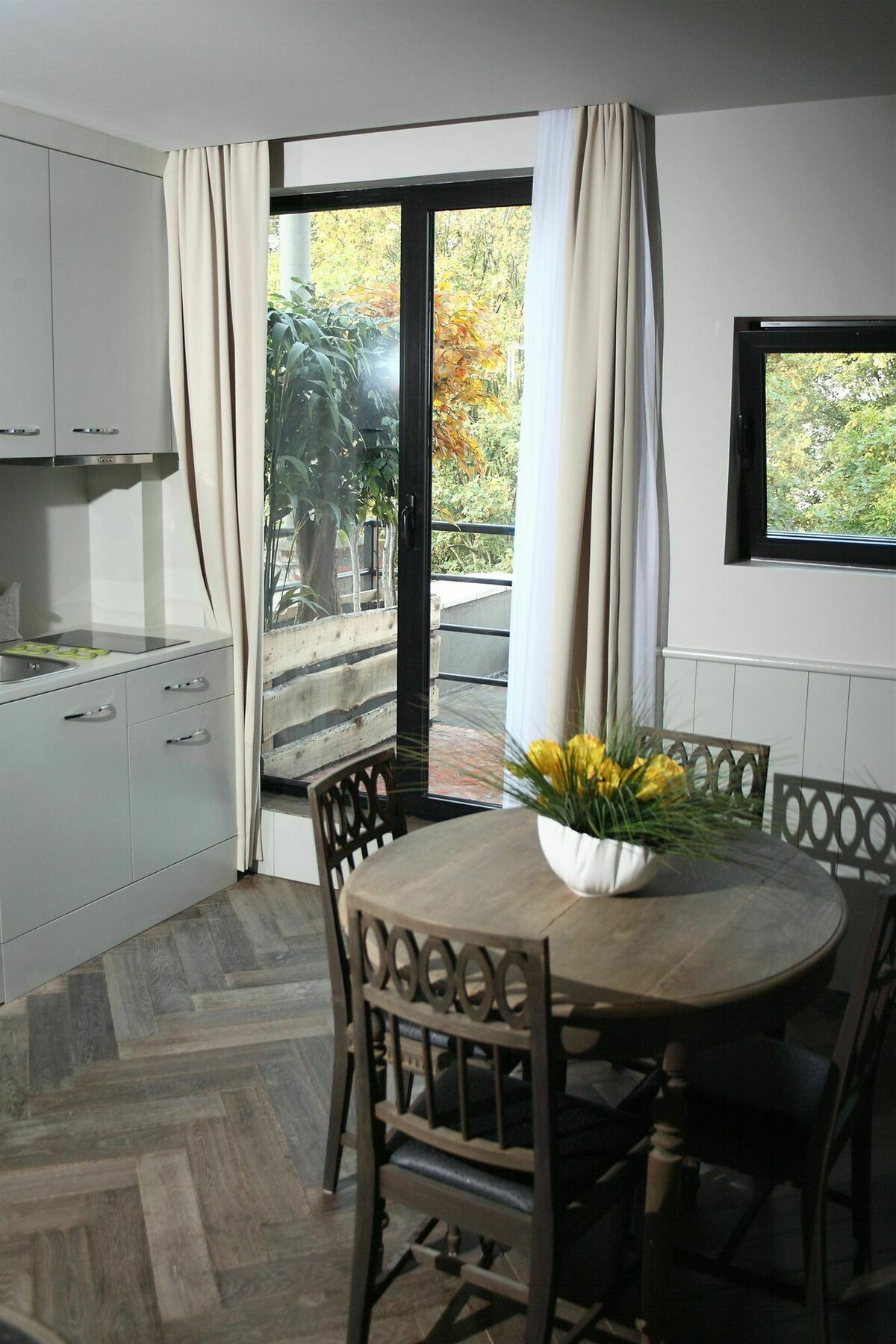 Etterbeek Aparthotel L'Impronta מראה חיצוני תמונה