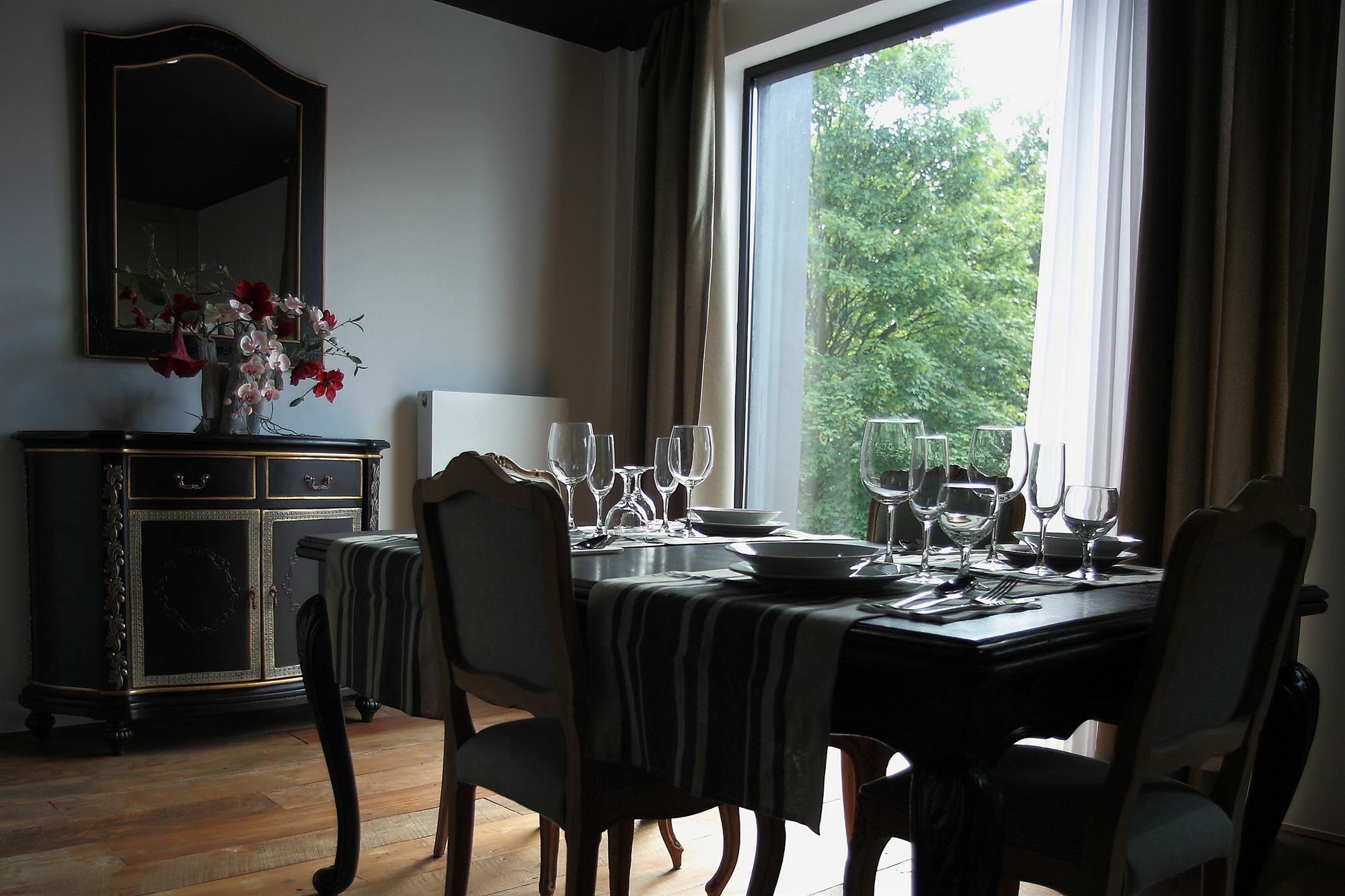 Etterbeek Aparthotel L'Impronta מראה חיצוני תמונה